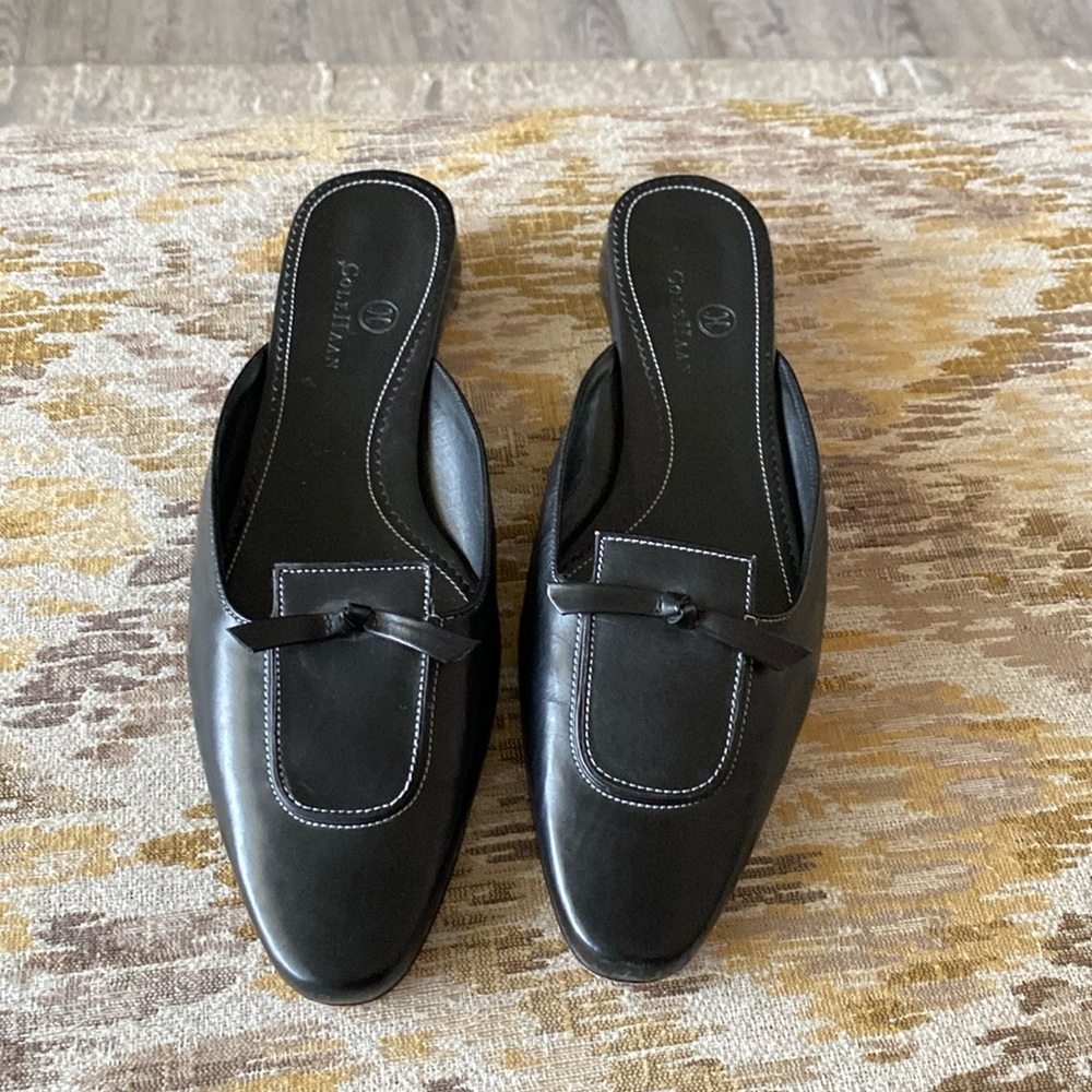 Gorgeous ColeHaan slip on